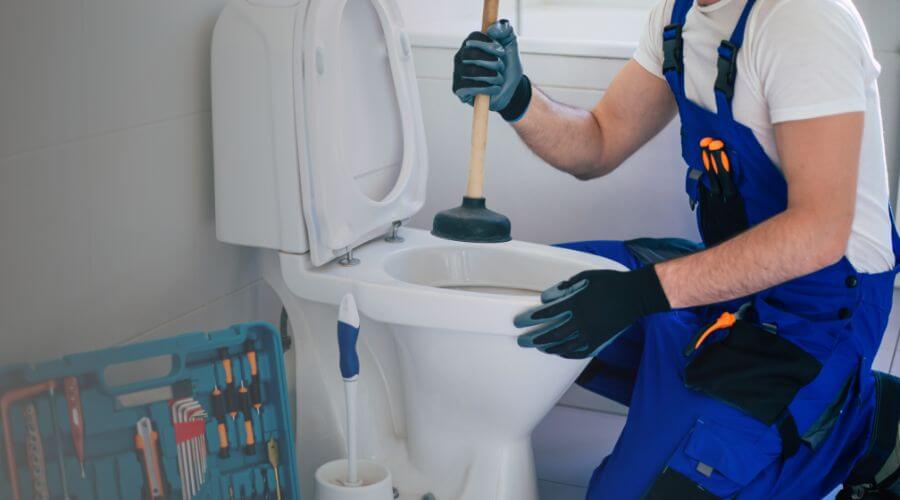 Professional septic tank pumping in Elberta, MI